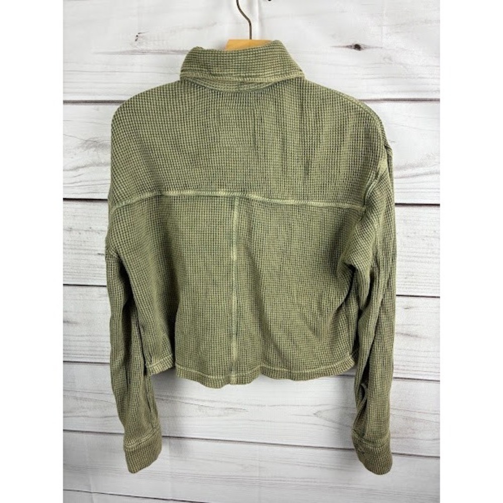 Bagatelle Collection Olive Green Waffle Knit Cropped Shacket Shirt Jacket Small - Picture 2 of 7